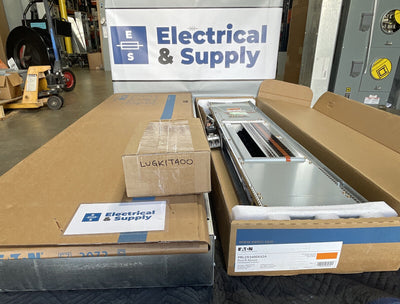 400 AMP 480V MAIN LUG 42 SPACE 3PHASE 4 WIRE **COMPLETE PANEL**