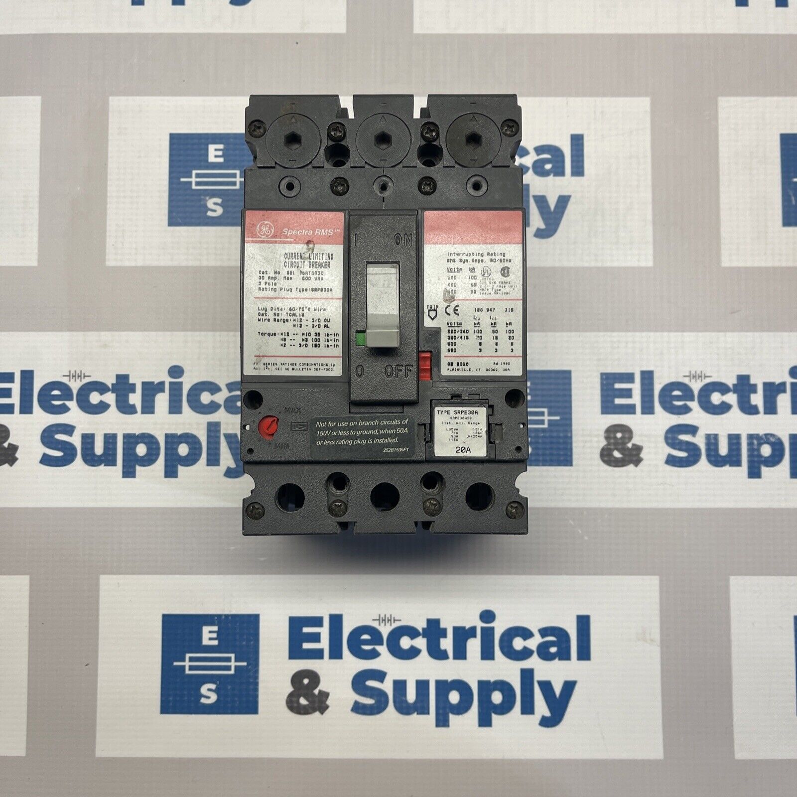 GE SPECTRA RMS CURRENT LIMITING CIRCUIT BREAKER SELA36AT0030 20 AM