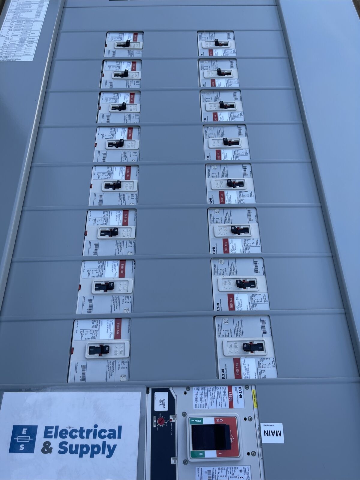 PRL4 Eaton 600 Amp 480Y/277 Volt 3PH 4W PowRLine Panelboar