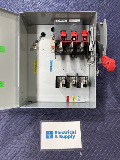 SLVBH4630 SIEMENS SENTRON BUSWAY SYSTEM PLUG 100AMPS 240/480/600 Vac 3PH 4W￼