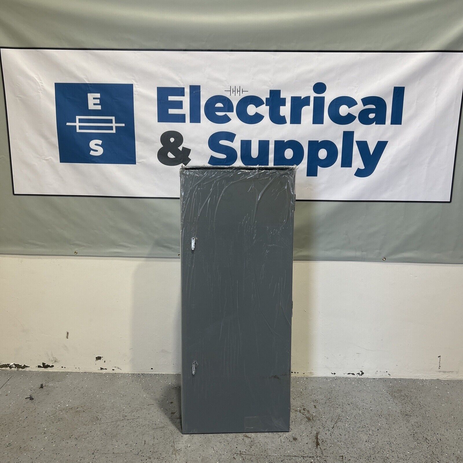 SQUARE D NQ PANELBOARD INTERIOR 225A 208Y/120V 3PH 4W With 200 Amp Mai